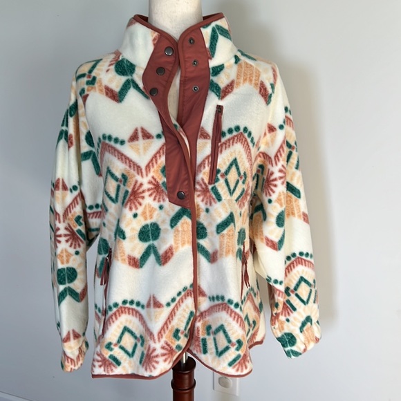 LIV Outdoor Jackets & Blazers - LIV Outdoor Shacket